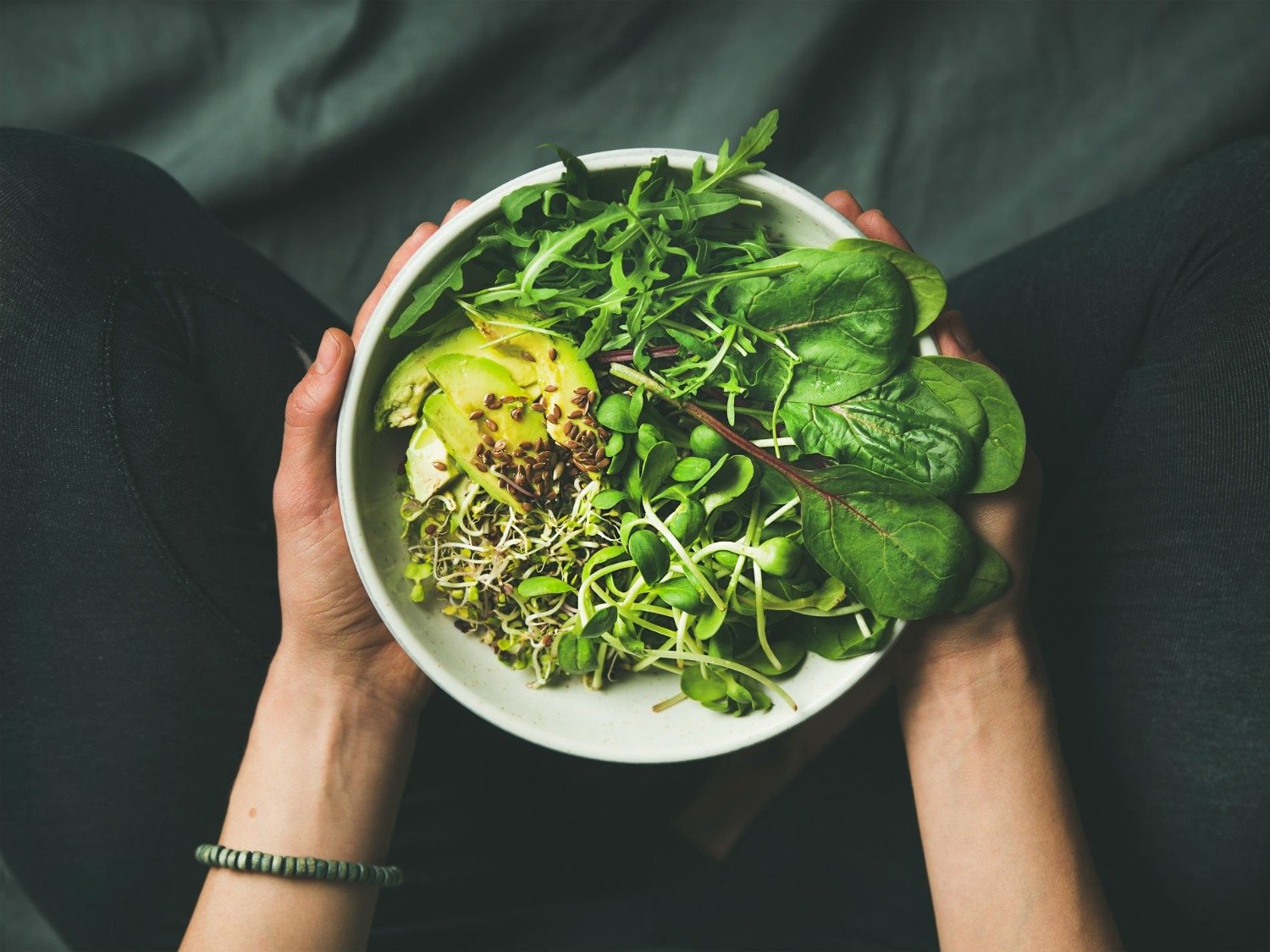 Forscher haben herausgefunden, warum man mit veganer Ernährung abnimmt – obwohl keine Kalorien eingespart werden
